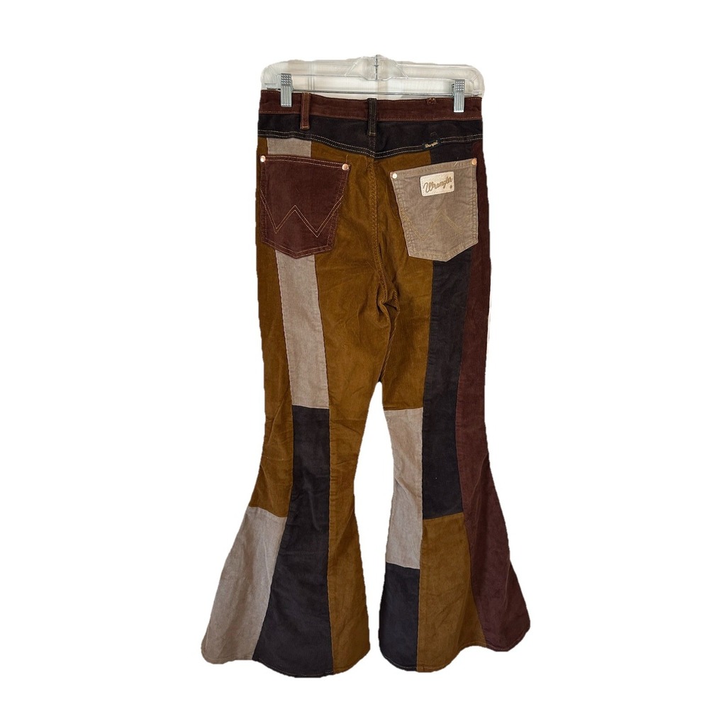 NEW Wrangler x Lainey Wilson Patchwork Corduroy Flare Bell Bottoms Womens 28x 42 - Picture 2 of 8